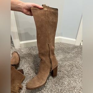 Ugg Suede Boot